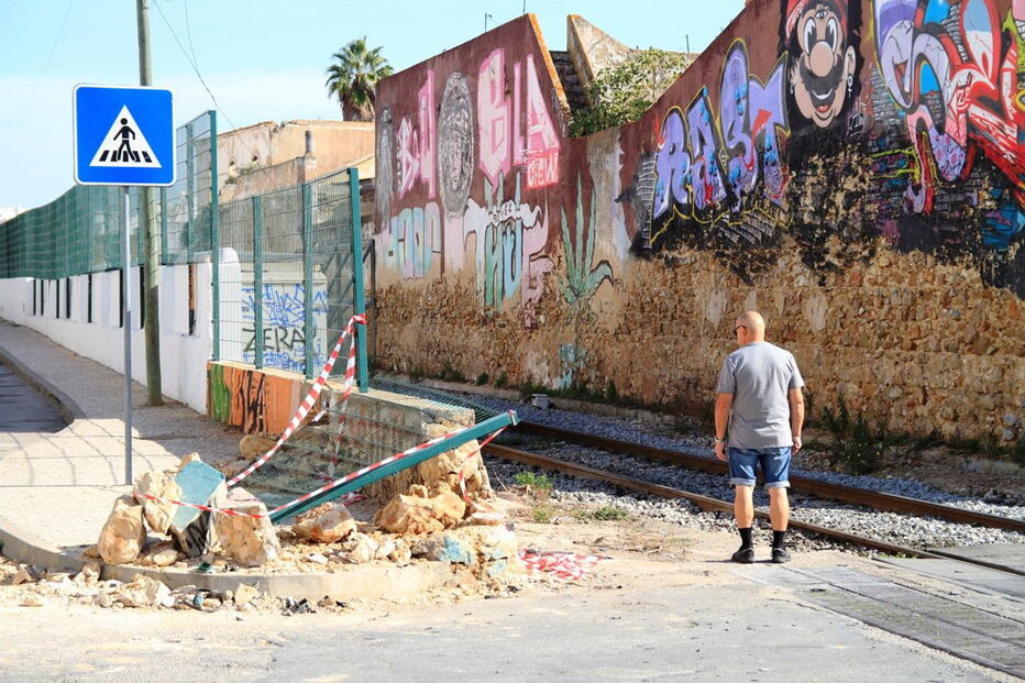 Passagem de nível onde aconteceu acidente, em Olhão