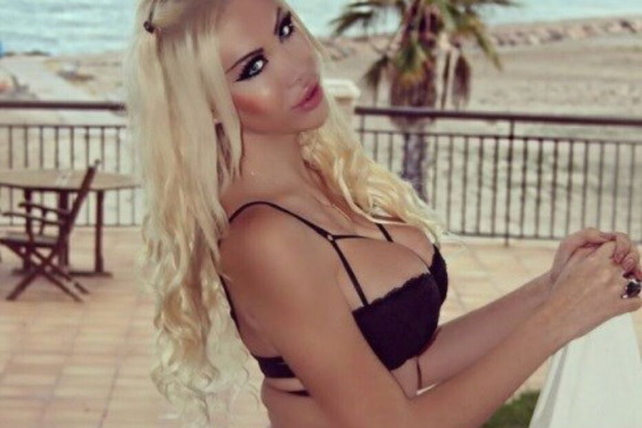 Victoria Guardiola, prostituição