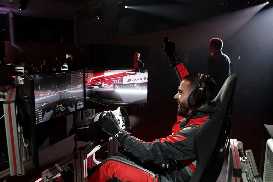 Jogadores do Real Madrid receberam os novos carros de serviço