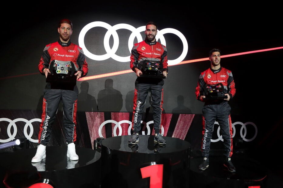 Jogadores do Real Madrid receberam os novos carros de serviço