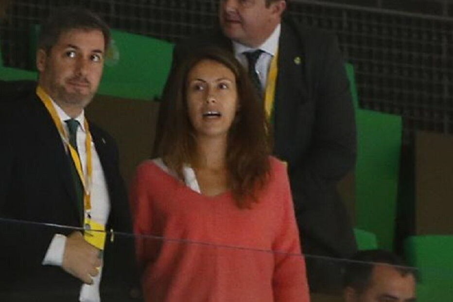 Bruno de Carvalho e Joana  Ornelas, que está grávida de cinco meses, no Pavilhão João Rocha   