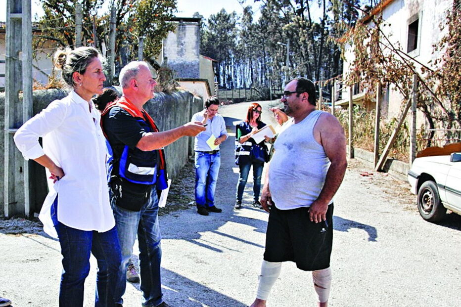 indemnizações, feridos, vítimas, incêndios, fogos, governo