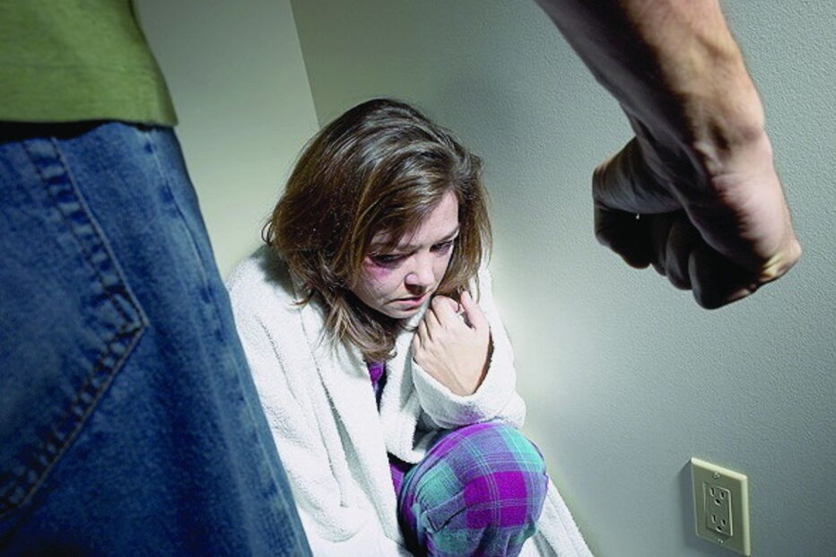 APAV, crime, mulheres, queixas, homens, agressão, violência doméstica