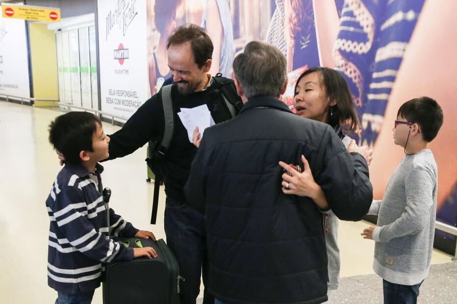 Casal português que fugiu de Timor-Leste à chegada a Portugal