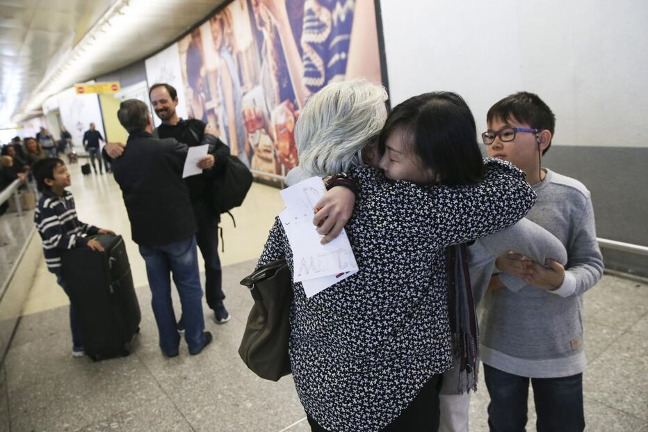 Casal português que fugiu de Timor-Leste à chegada a Portugal