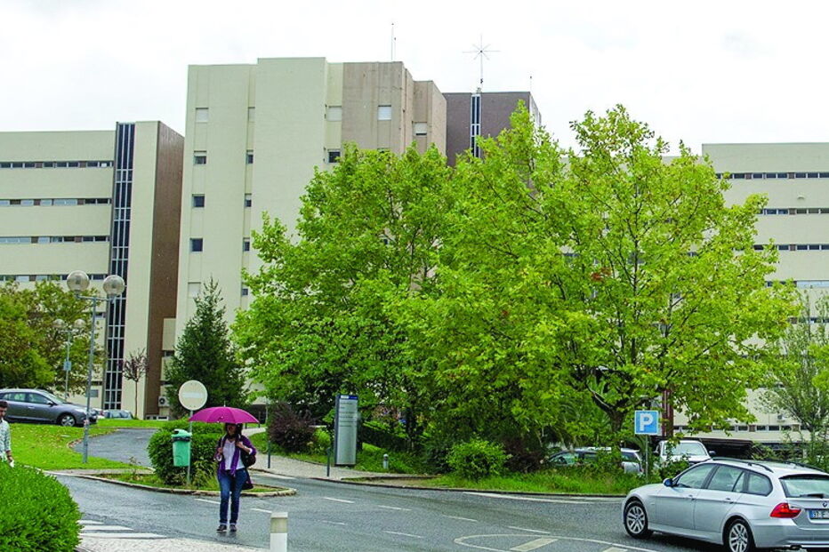Ferido foi levado para o hospital 