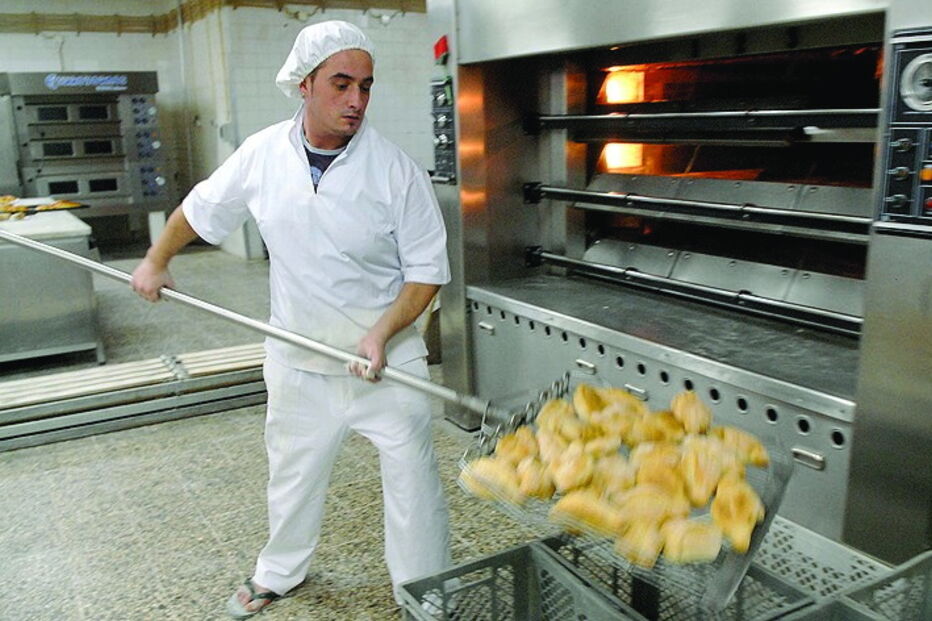 O custo da mão de obra representa 33% nas áreas da panificação e pastelaria