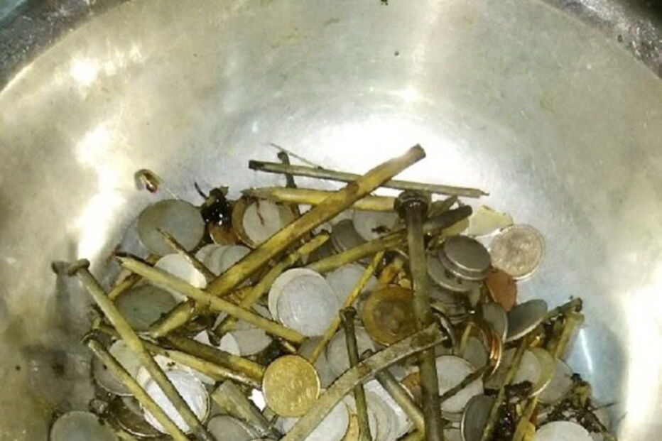 India, moedas, pregos, Maksud Khan