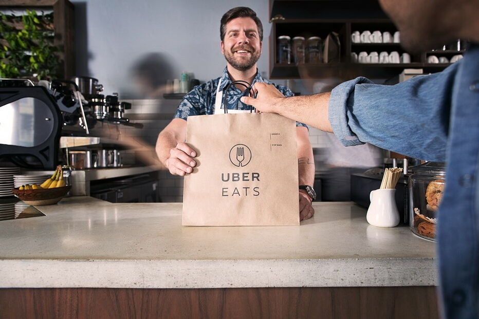 Uber já lhe pode entregar o jantar em casa