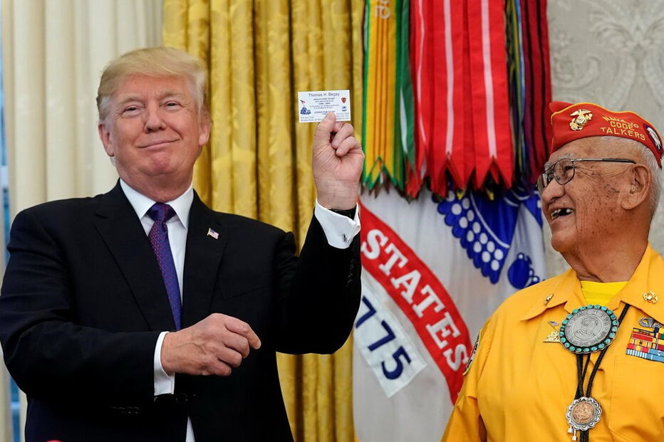 Trump recebeu soldados de origem Navajo na Casa Branca
