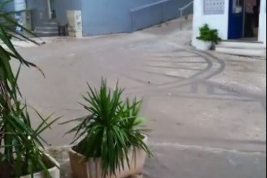 Chuva intensa provoca cheias em Albufeira