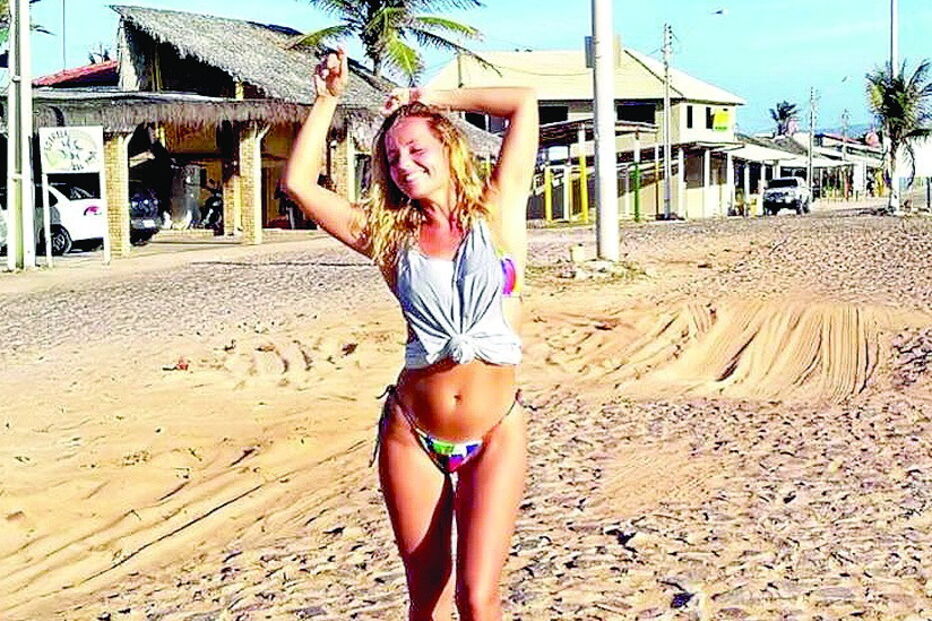 Aos 38 anos e mãe de duas filhas, a atriz exibe uma forma física invejável