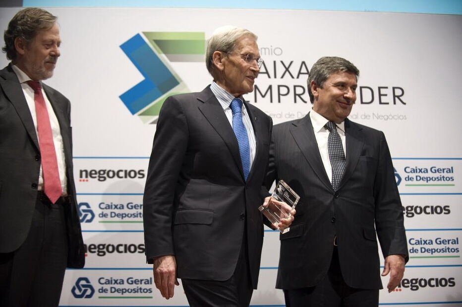 Belmiro de Azevedo em 2014, no Prémio Caixa Empreender com José Matos da CGD e Paulo Fernandes, presidente da Cofina