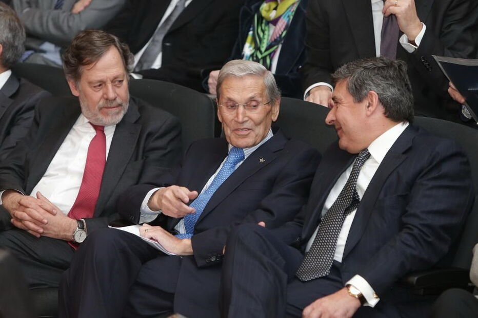 Belmiro de Azevedo em 2014, no Prémio Caixa Empreender com José Matos da CGD e Paulo Fernandes, presidente da Cofina