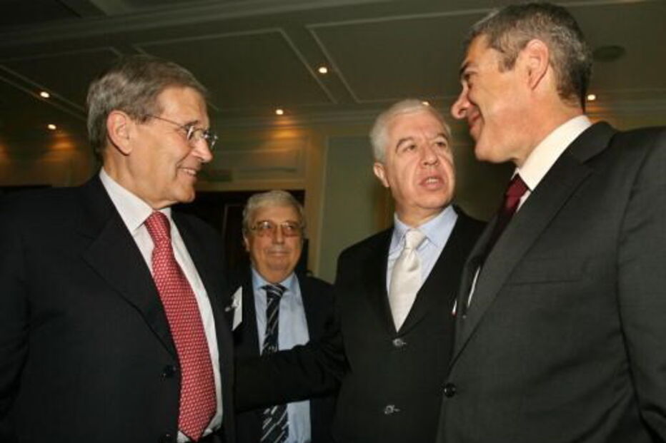 Bemiro de Azevedo com José Sócrates e Teixeira dos Santos, em 2007