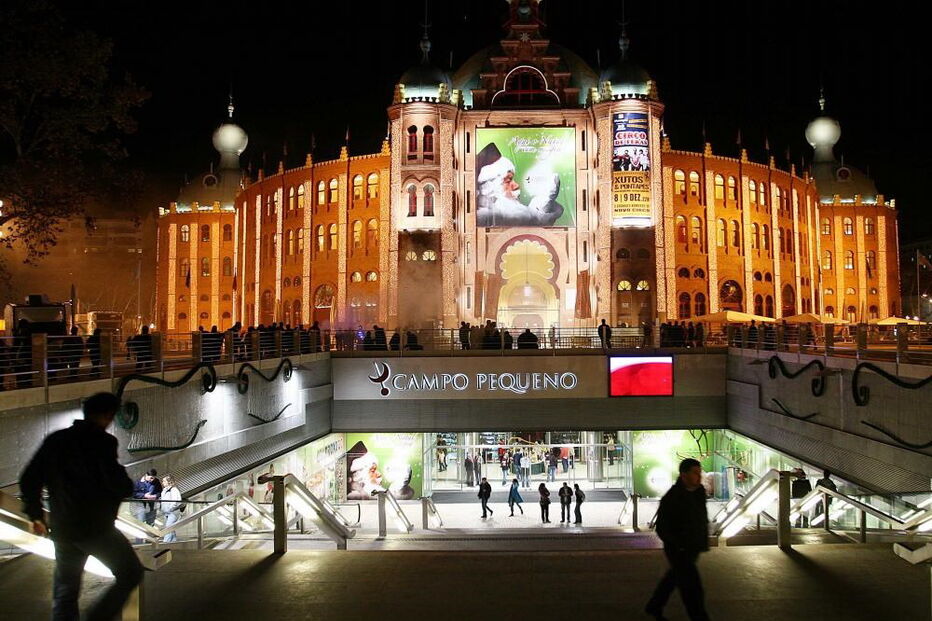 arena, Campo Pequeno, Lisboa, gelados sociais, mercado de natal