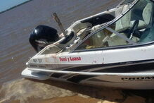 Matías Messi seguia em barco coberto de sangue