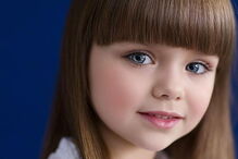 Anastasia Knyazeva tem seis anos