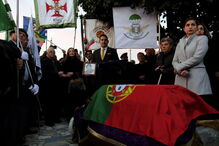 Funeral do paraquedista, ontem, em Lobão da Beira, Tondela 