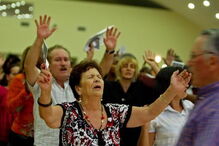 IURD acusada de gerir rede internacional de tráfico de crianças