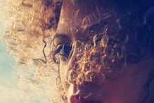 Devi Ka tinha 32 anos