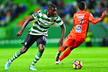 William Carvalho tem mercado em Inglaterra mas também na China  