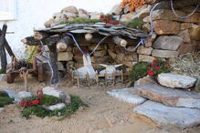 Oito toneladas de pedra criam presépio original em Mourolinho