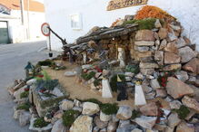 Oito toneladas de pedra criam presépio original em Mourolinho