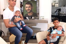 2017-12-23_14_44.29 ronaldo gemeos.PNG