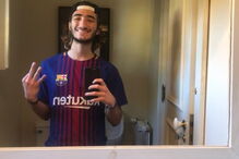 Filho de Mourinho festeja vitória do Barcelona