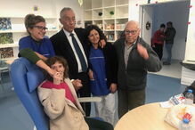 Marcelo visita Casa dos Marcos na véspera de Natal