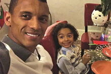 Nani  partilhou o momento ao lado do filho, Lucas, de quatro anos 