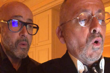 Goucha canta com o companheiro no Natal