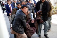 Atentado faz dezenas de mortos em Cabul