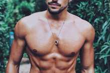 O modelo italiano Mariano Di Vaio, de 28 anos, aparece em 10.º lugar