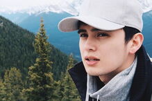 O cantor australiano James Reid, de 24 anos, aparece em quarto lugar da lista dos homens mais bonitos do mundo