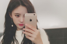 A cantora chinesa Ju Jingyi , de 23 anos, aparece em 8.º lugar da lista das mulheres mais bonitas do mundo