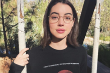 A atriz australiana Adelaide Kane, de 27 anos, aparece na sétima posição da lista