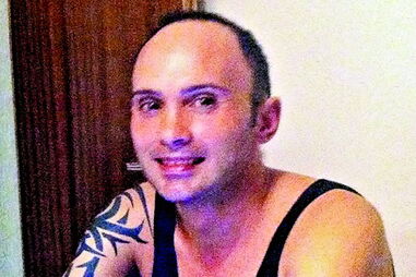 polícia, agente, violador, vinho, droga, turistas, portuguesas, itália