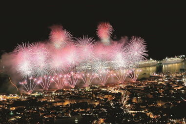 40 mil turistas são esperados na ilha da Madeira. 20 mil chegam de avião, os restantes de barco