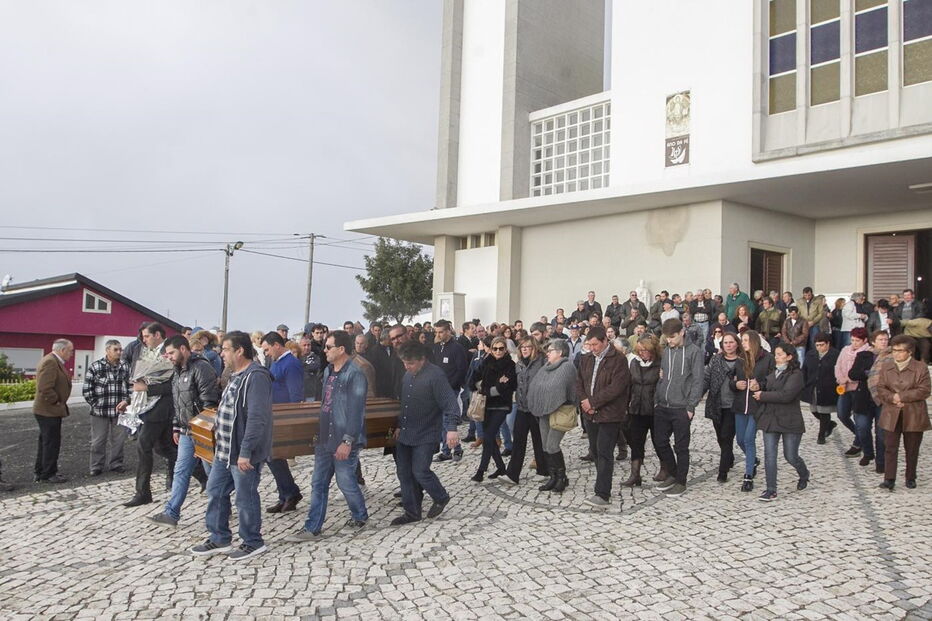 Funeral de Paulo Fernandes     