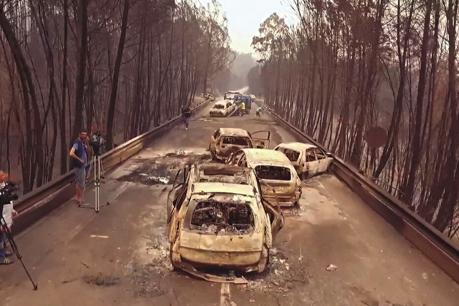 Incêndio  de Pedrógão  fez 66 vítimas mortais.  Docentes  realçam  desorganização no socorro 