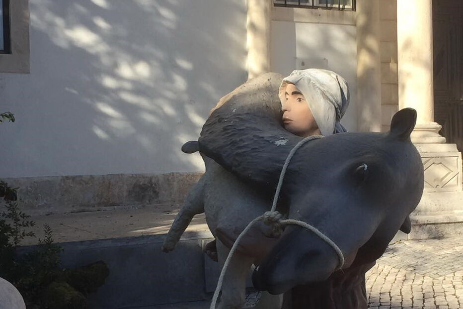 Imagens do presépio vandalizado em Santarém