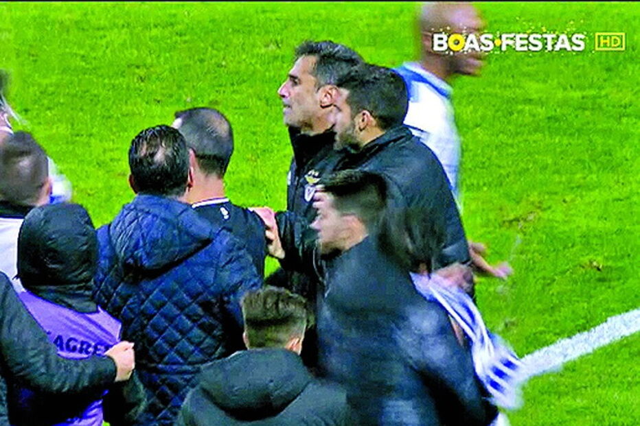 Benfica, futebol, desporto, águias, dragões, fc porto