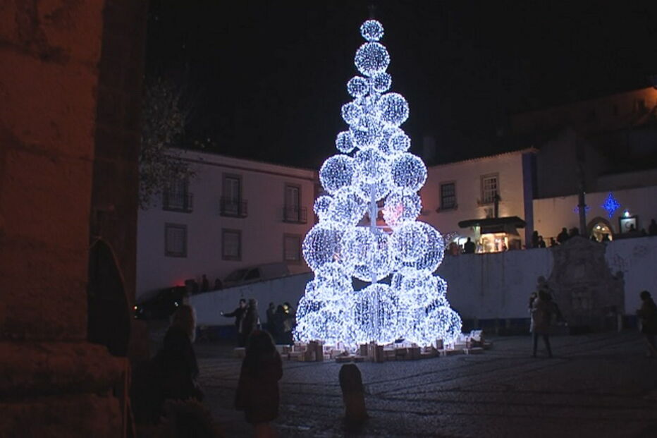 Abertura do Óbidos Vila Natal adiada para sexta-feira devido ao mau tempo