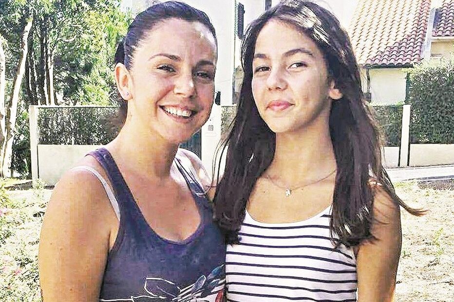 Sara Norte com a irmã