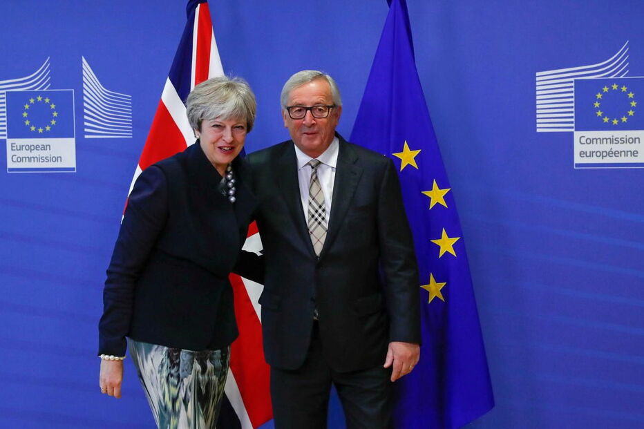 Theresa May e Jean-Claude Juncker acreditam que é possível ultrapassar o obstáculo antes da Cimeira da UE de dia 15