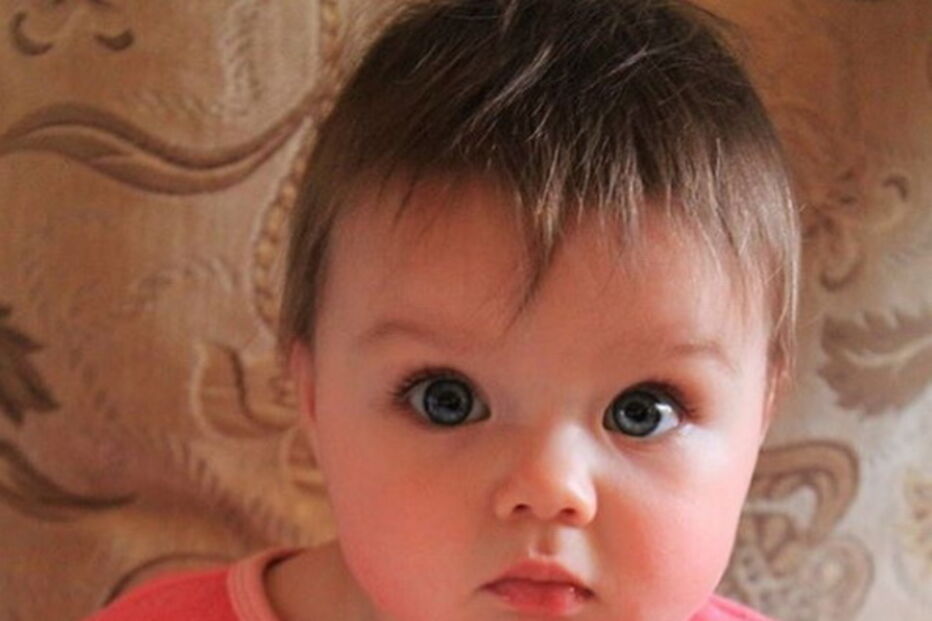 Anastasia Knyazeva tem seis anos