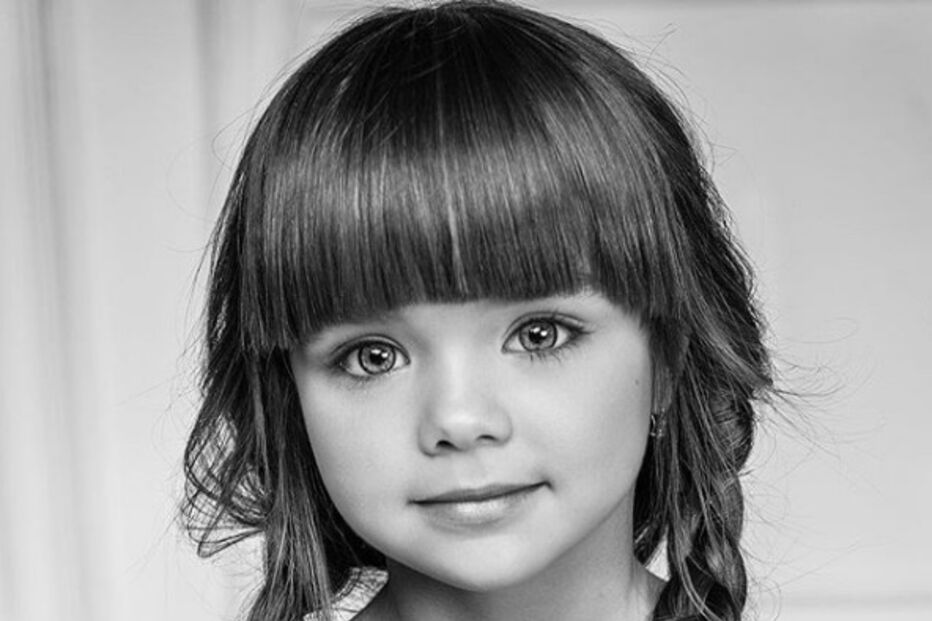 Anastasia Knyazeva tem seis anos