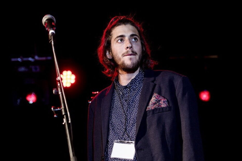 O cantor de ‘Amar Pelos Dois’ continua muito fraco 